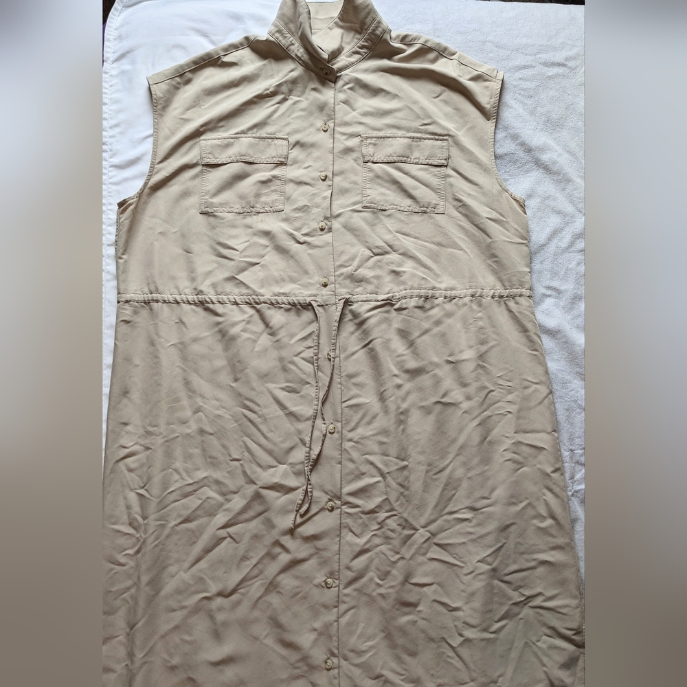 Old Navy Sleeveless Waist Defined Button-Front Drawstring Shirt Dress — Beige